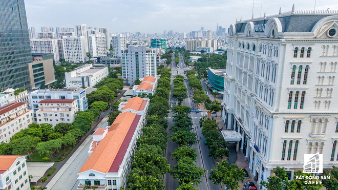 Giá nhà trên các trục đường chính ở khu Nam Sài Gòn tăng chóng mặt trong thời gian qua.